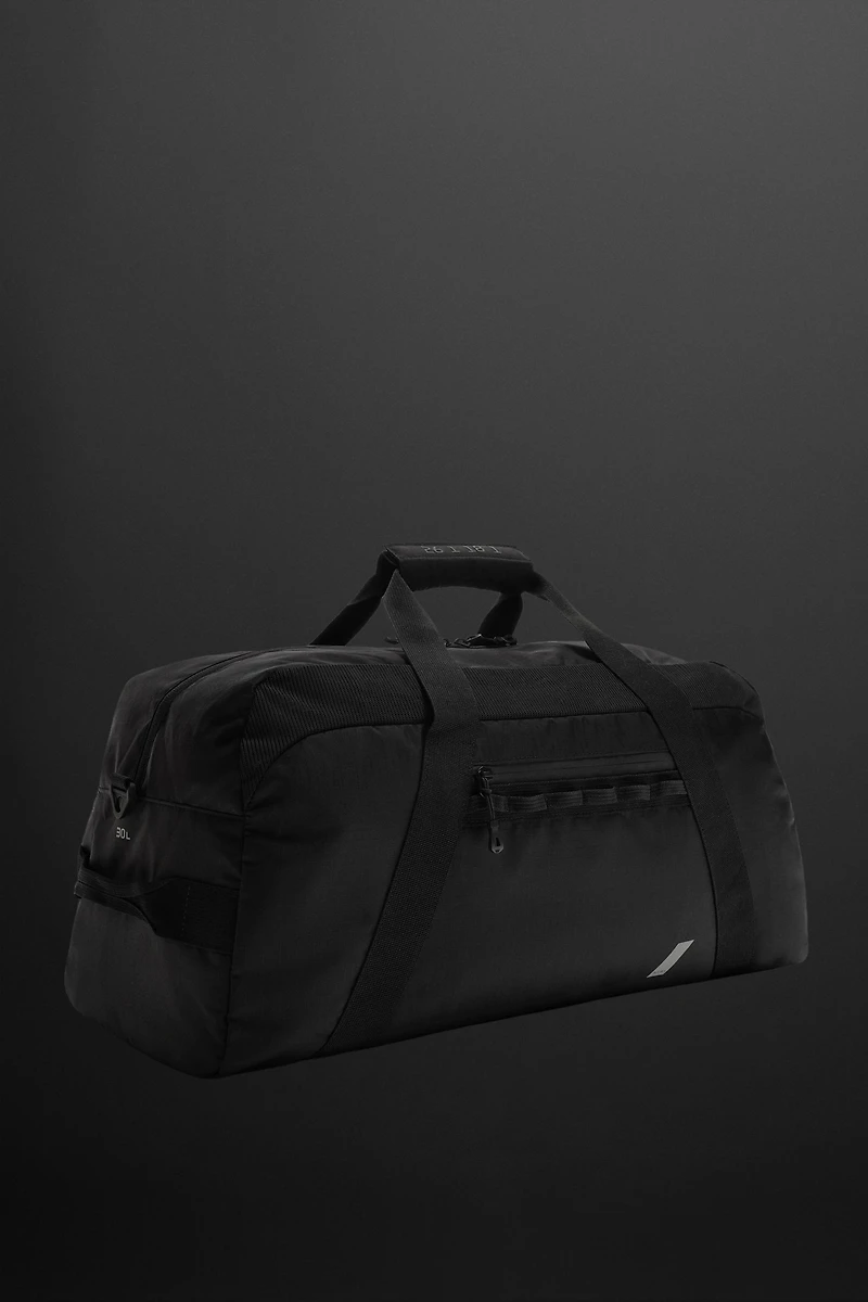 SPORTS DUFFEL BAG