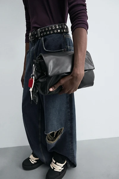 KEYCHAIN FLAP CROSSBODY BAG