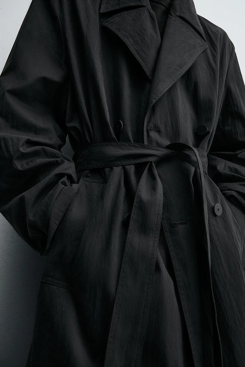OVERSIZED FIT TRENCH COAT