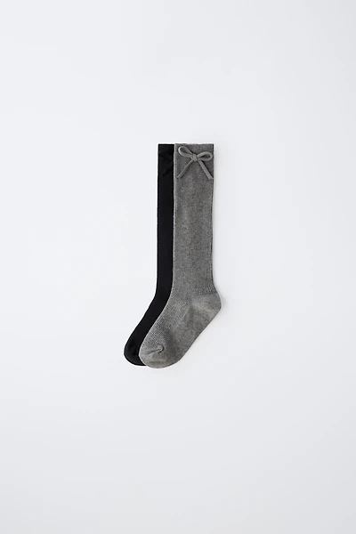 TWO-PACK OF KNEE-HIGH BOW SOCKS