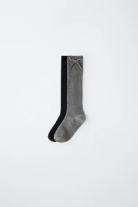 TWO-PACK OF KNEE-HIGH BOW SOCKS