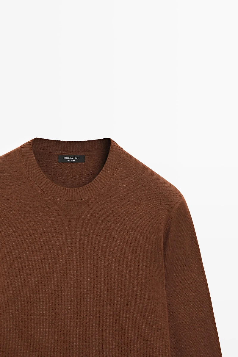 Knit cotton and wool sweater with crew neck