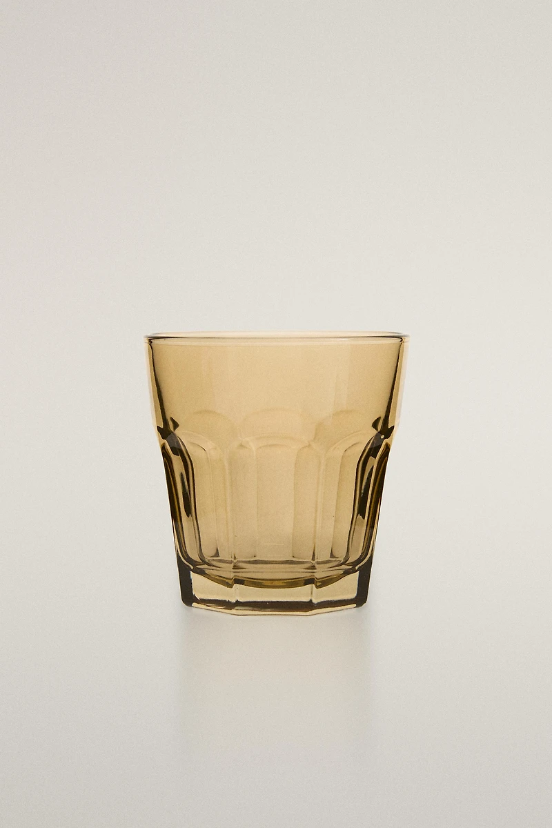 COFFEE TUMBLER WITH RAISED DESIGN