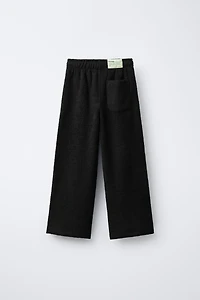 SWEATSHIRT AND WIDE LEG PANTS WITH TEXTURED LABEL SET