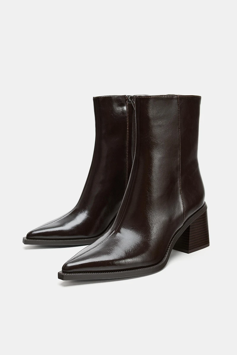 WIDE HEEL ANKLE BOOTS