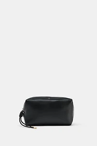 LEATHER TOILETRY BAG