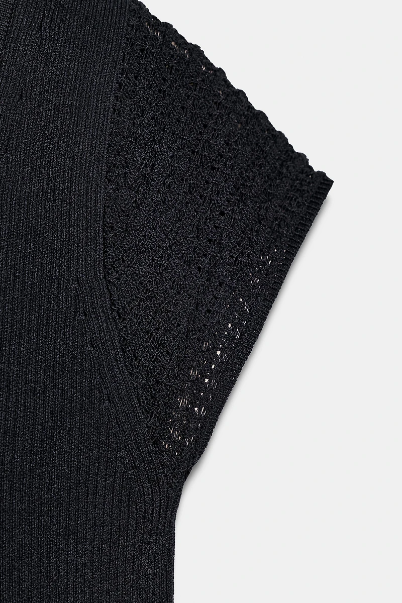 COMBINATION SLEEVE KNIT TOP