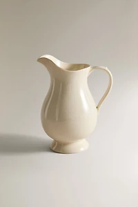 CLASSIC PORCELAIN PITCHER