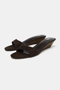 SUEDE WEDGE SANDALS