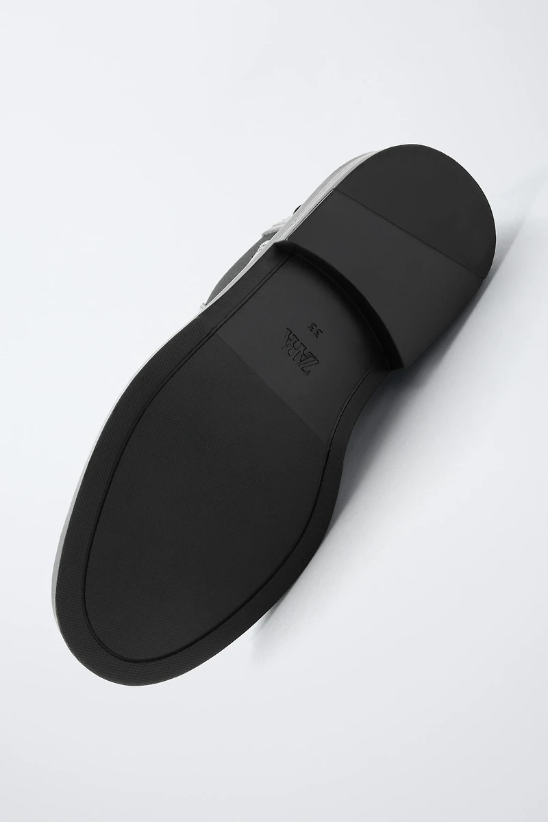 CHELSEA ANKLE BOOTS