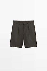 Linen Bermuda shorts with darts