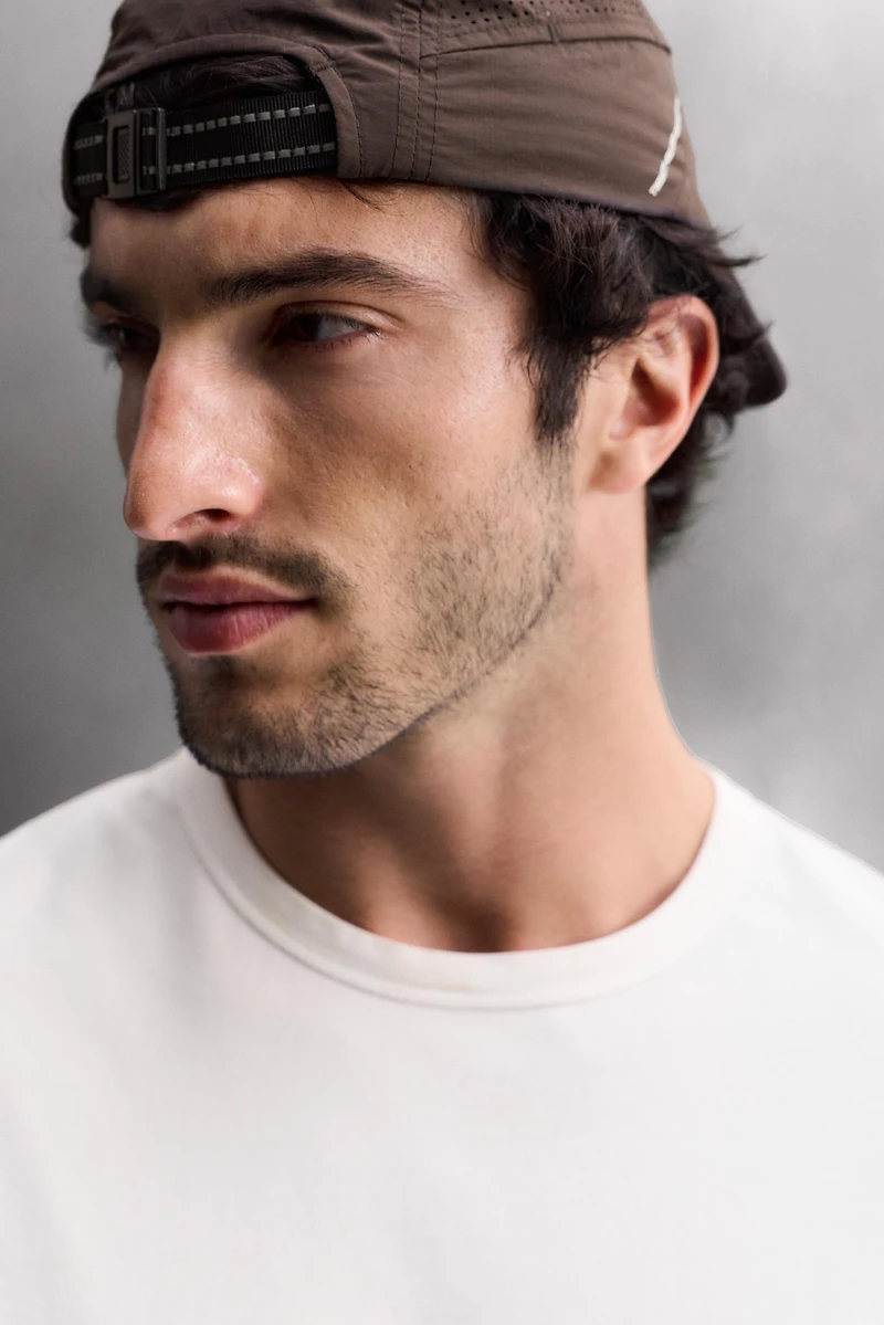 T-SHIRT TECHNIQUE MÉLANGE DE COTON