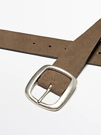 Split leather belt with rounded buckle