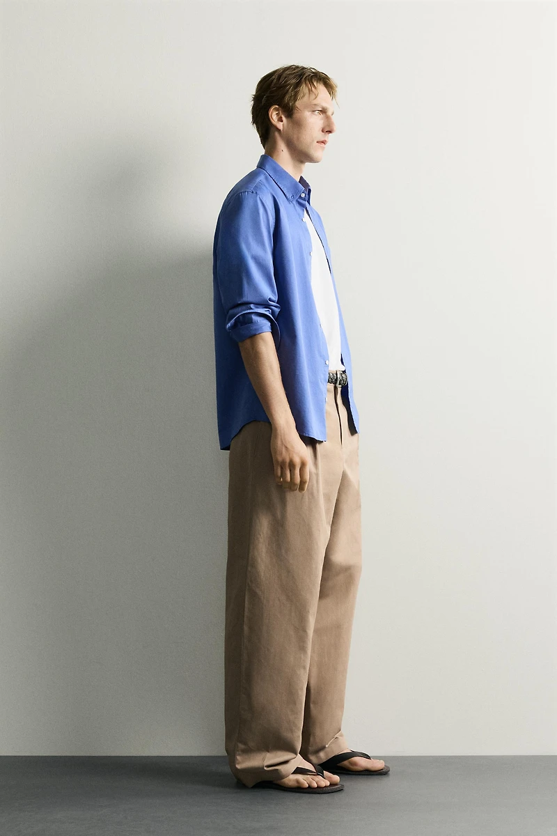 RELAXED FIT PLEATED PANTS
