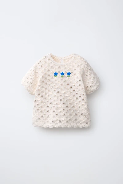 EMBROIDERED CROCHET KNIT TOP