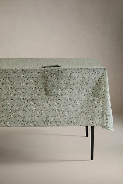 WILDFLOWER TABLECLOTH WITH LACE TRIM