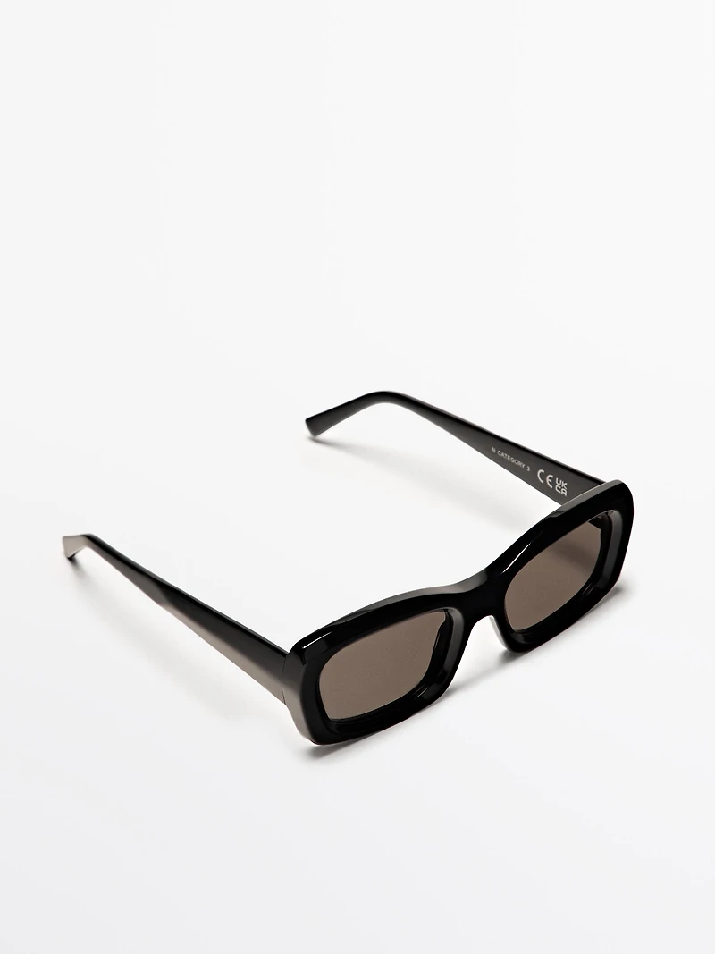 Rectangular sunglasses