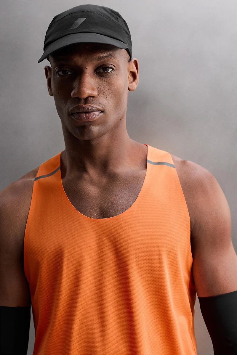 COLOR BLOCK TECHNICAL TANK TOP