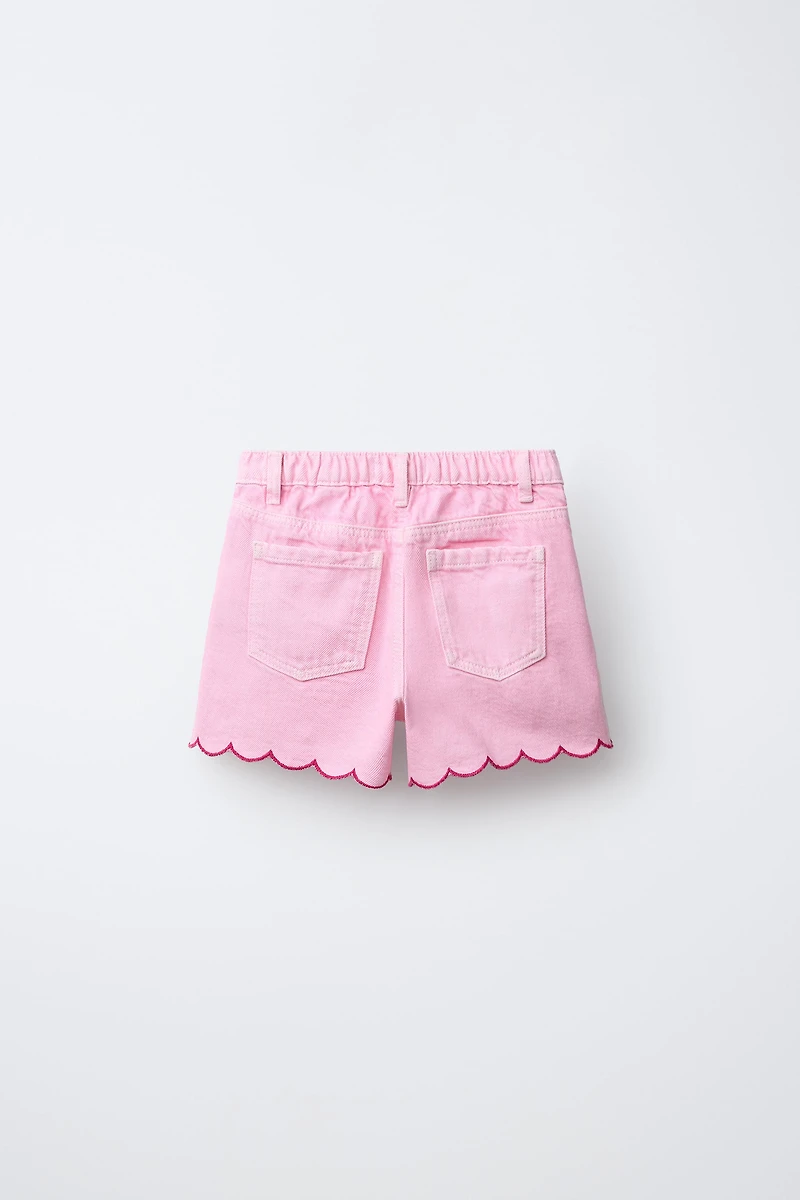 WAVE HEM MOM FIT TWILL SHORTS