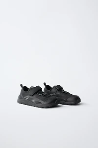 BAREFOOT SNEAKERS
