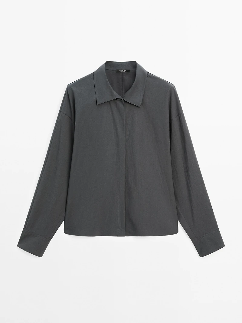 Loose-fitting 100% cotton poplin shirt