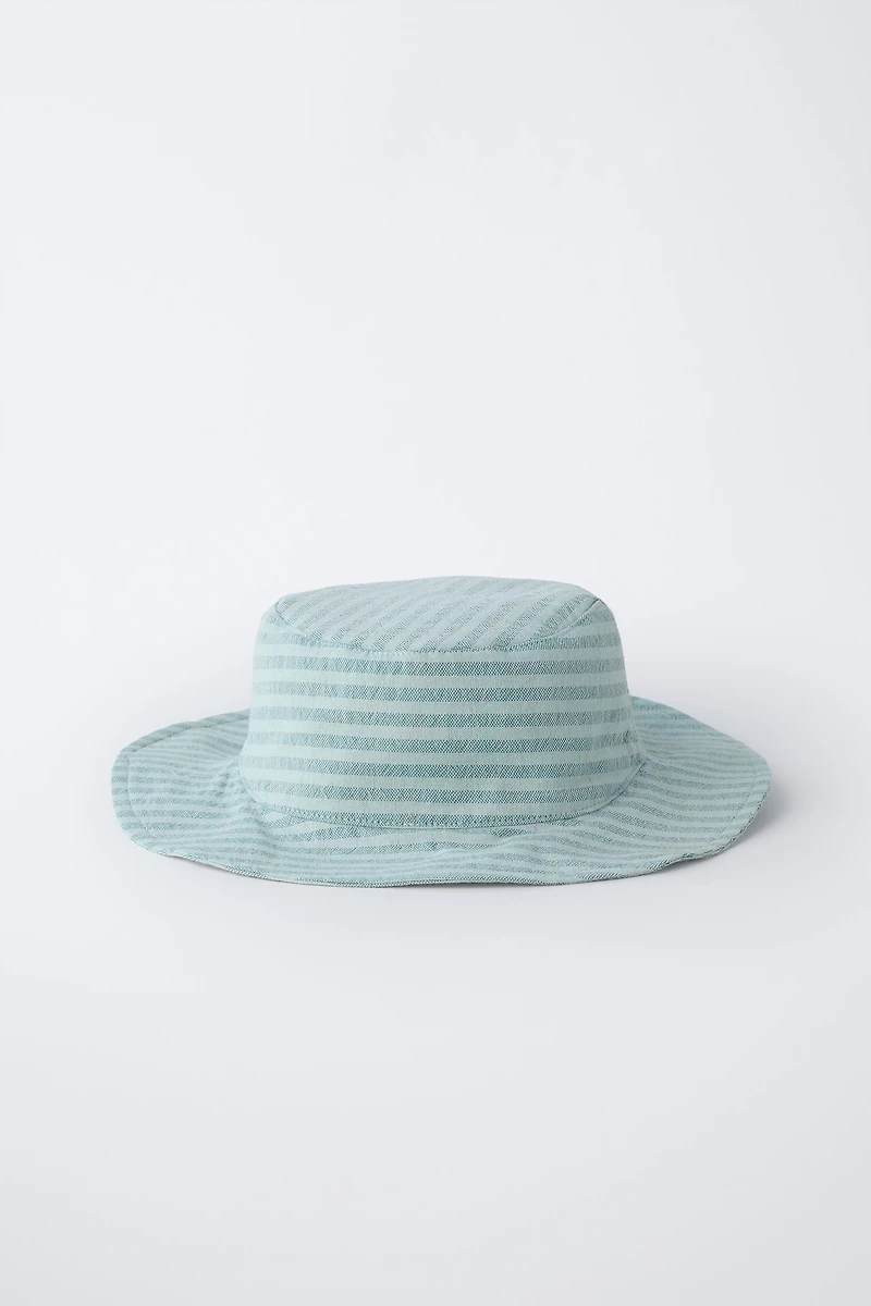 STRIPED BUCKET HAT