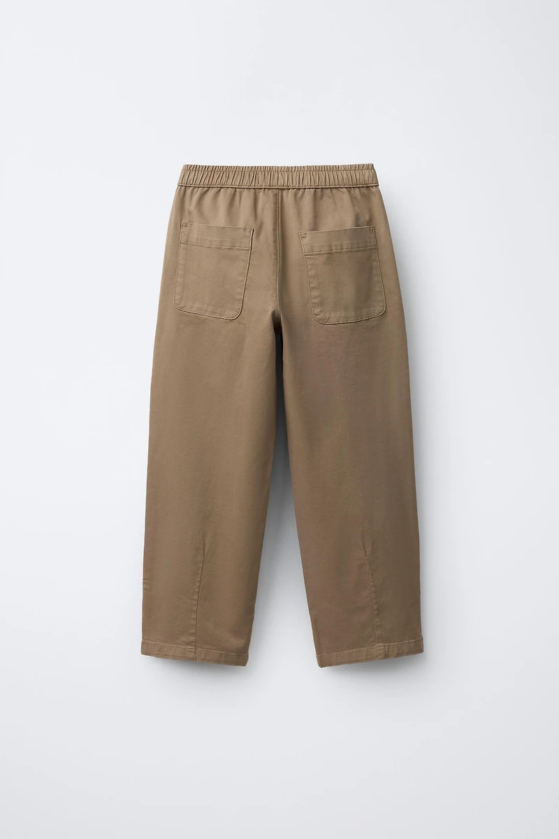 PANTALON DROIT À PINCES