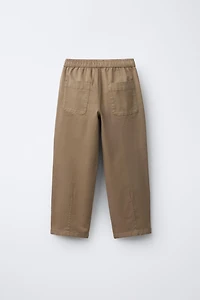 PANTALON DROIT À PINCES