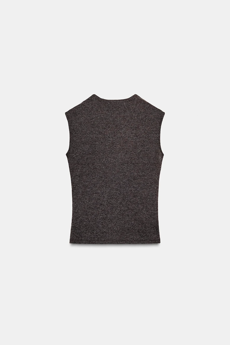 SOFT BUCKLE TOP