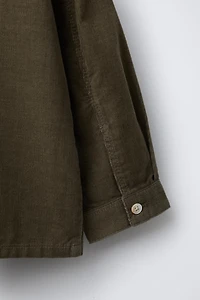 CHEMISE EN VELOURS CÔTELÉ FIN À POCHES