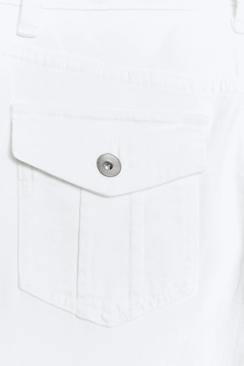 TRF LOW RISE BOOTCUT JEANS