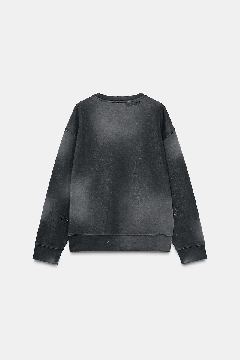 WASHED EFFECT RIPPED SWEATSHIRT