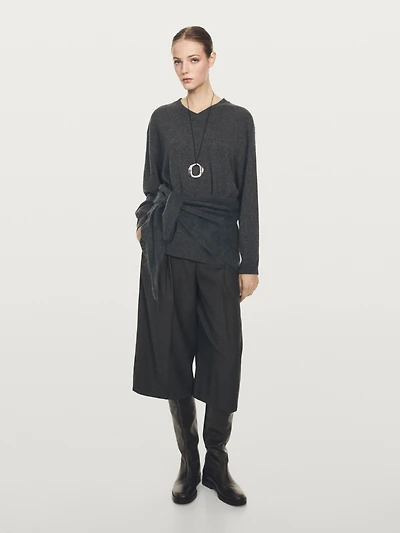 100% cashmere oversize V-neck sweater