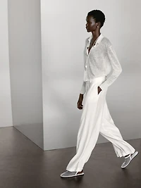 Pull en maille semi-transparente et lin mélangé