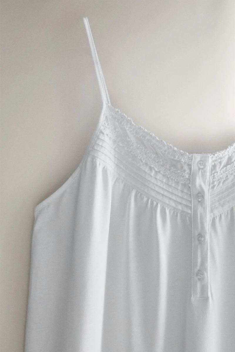 EMBROIDERED COTTON NIGHTGOWN