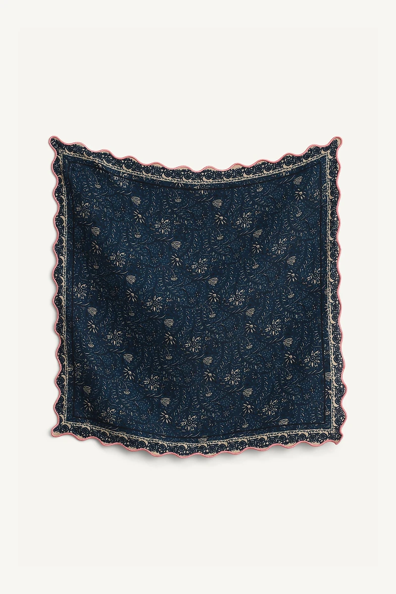 FOULARD IMPRIMÉ ONDES ÉDITION LIMITÉE