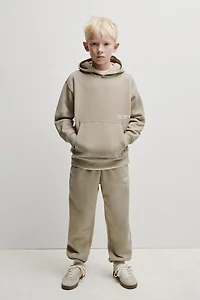 BASIC HOODED SWEATSHIRT