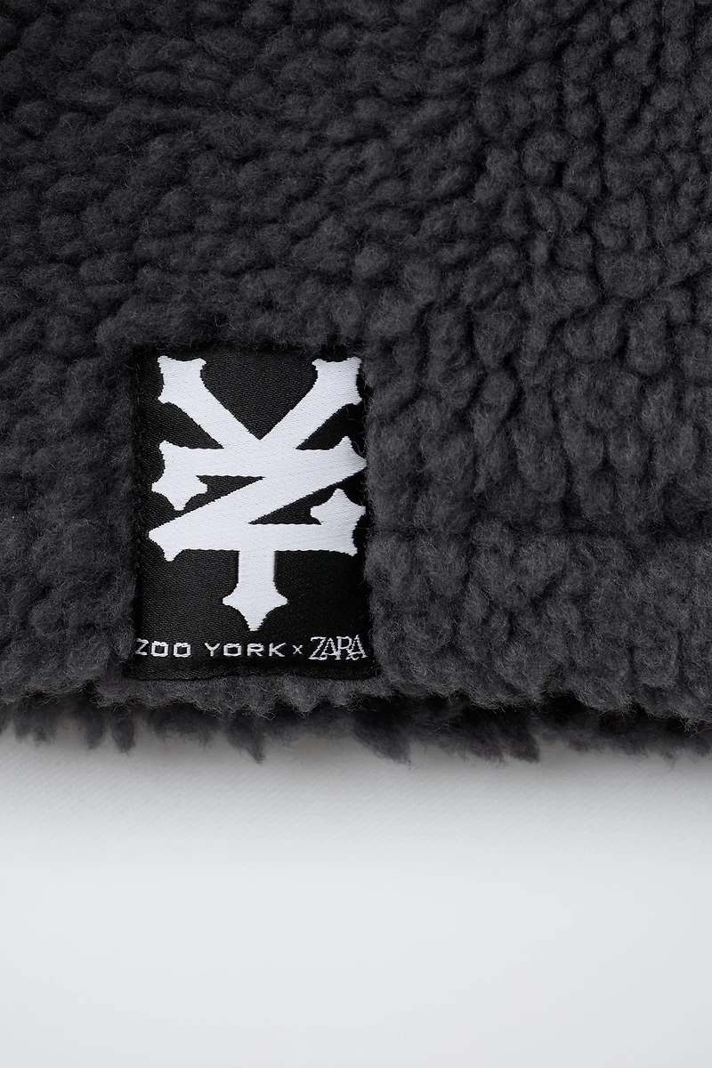 SURCHEMISE EFFET MOUTON À CAPUCHE AMOVIBLE BRODÉE ZOO YORK® X ZARA