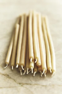 SET OF DECORATIVE CYLINDRICAL THIN TAPER CANDLES (SET OF 10)