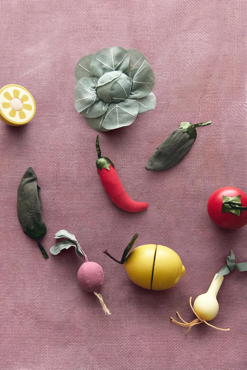 KIDS' FRUIT AND VEGETABLE TOY SET