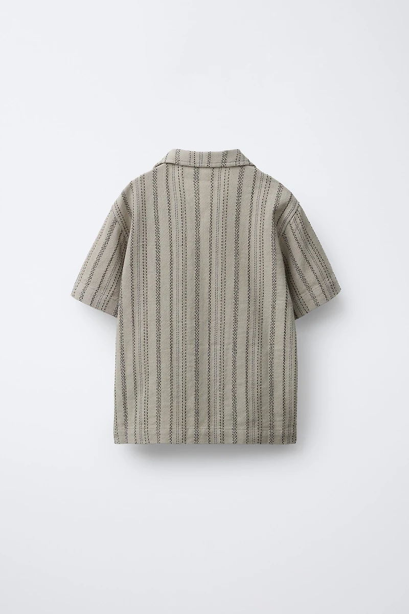 TEXTURED STRIPED SHIRT