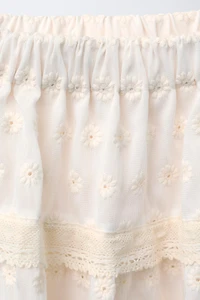 JUPE BRODERIES DENTELLE