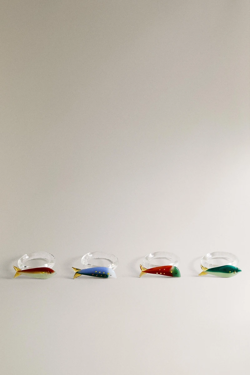 SET OF BOROSILICATE GLASS FISH NAPKIN RINGS (SET OF 4)