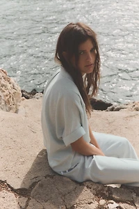 FLOWY SHORT SLEEVE SHIRT