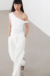 Top asymétrique épaule dénudée