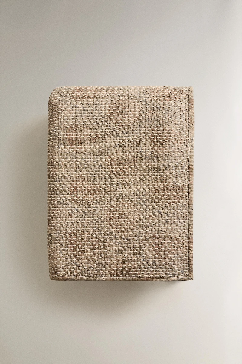 TEXTURED BLANKET