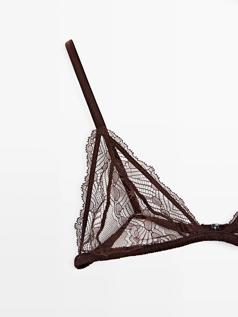 Bralette triangle en dentelle