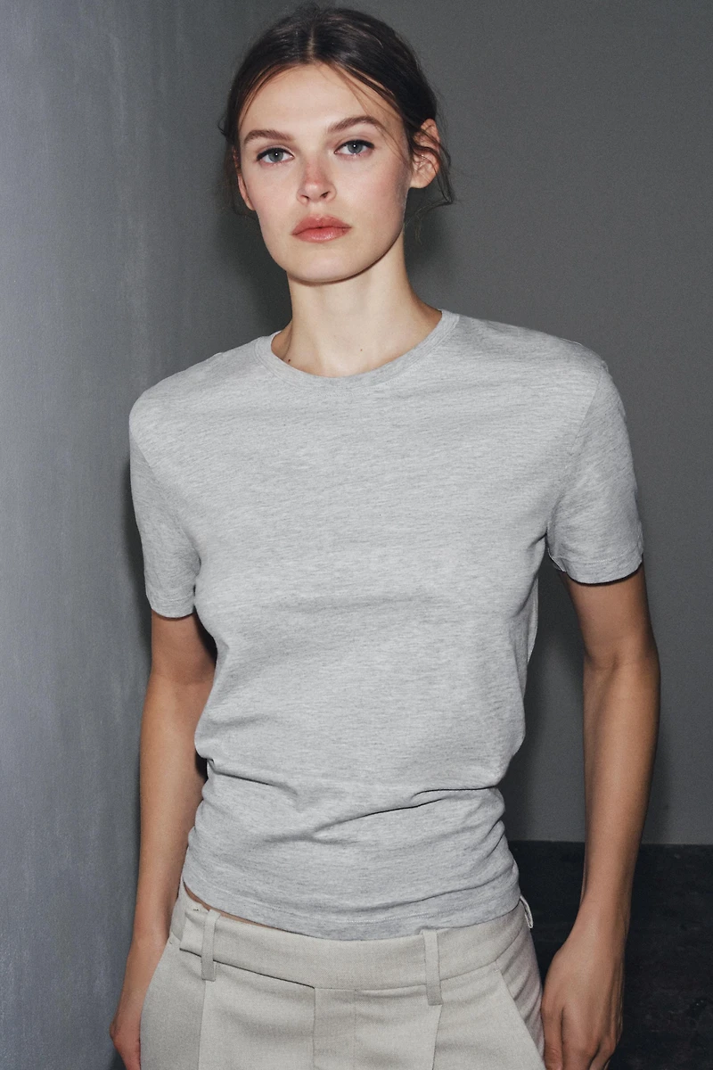 BASIC COTTON T-SHIRT