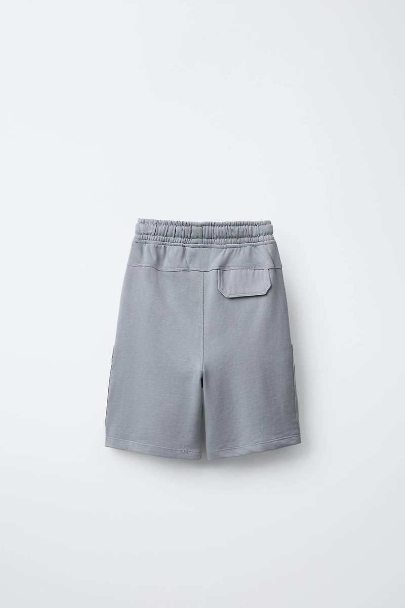 STRAIGHT CARGO POCKET SHORTS