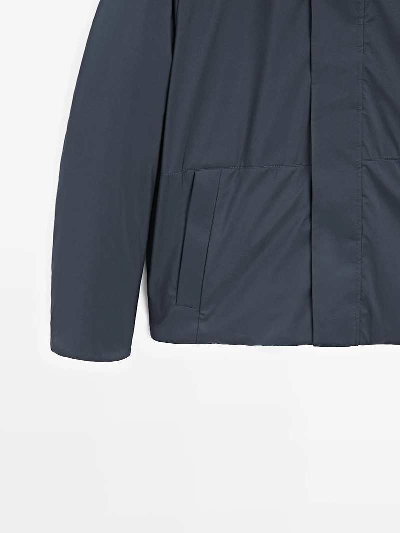 Veste courte déperlante en duvet mélangé